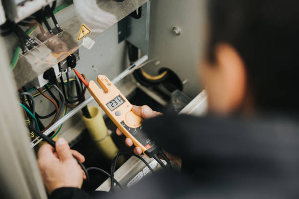 Best Local Electrician Companies  in Syracuse, IN